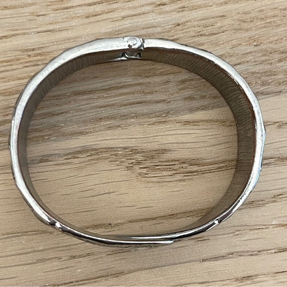 Silver tone Leaf Pattern Cuff Bracelet nature bangle adjustable jewelry bracelet - Picture 5 of 6